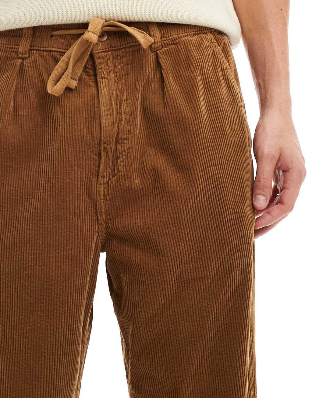 Polo Ralph Lauren Easy pleated straight leg corduroy pants in tan Product Image