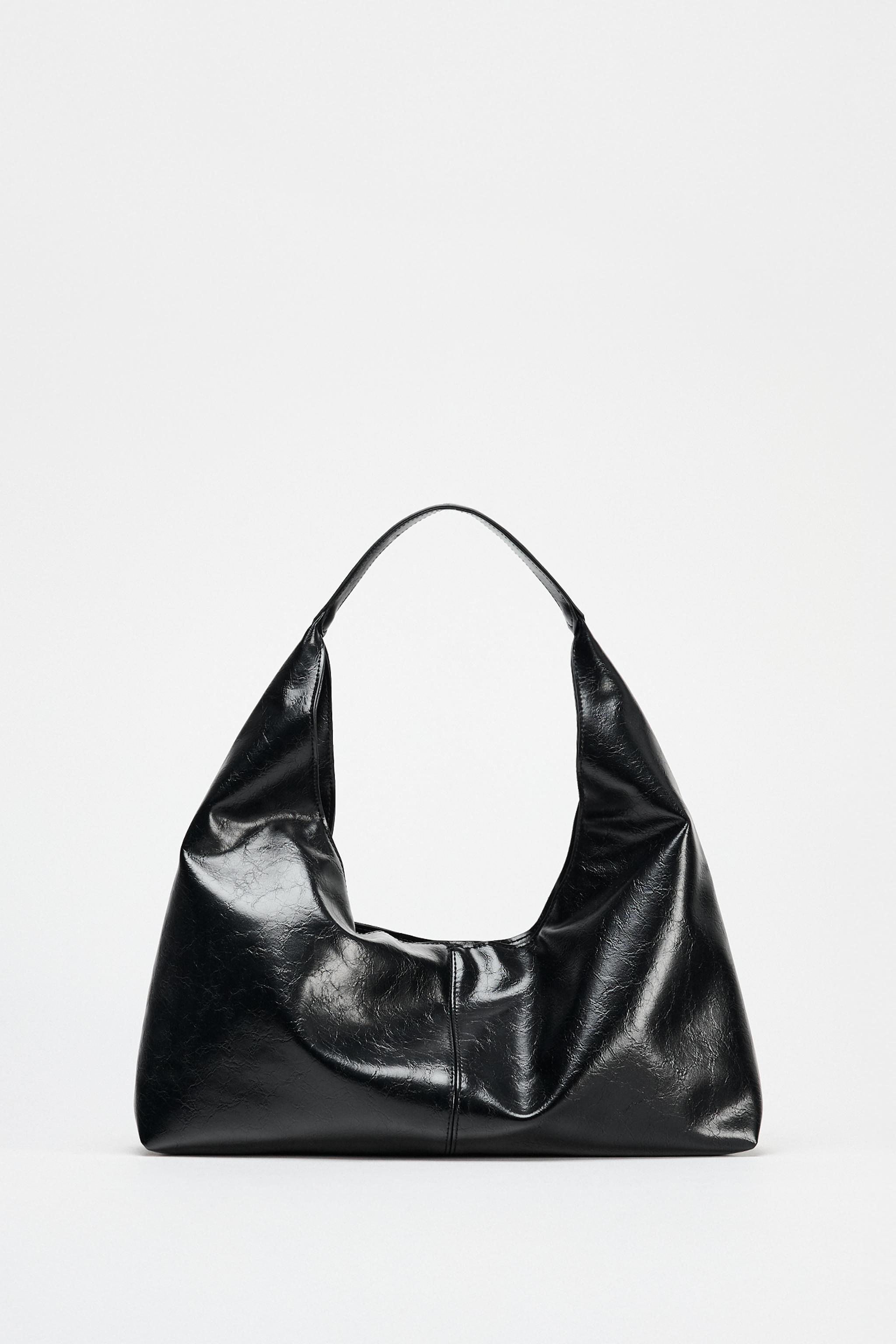 SHOULDER BAG Product Image