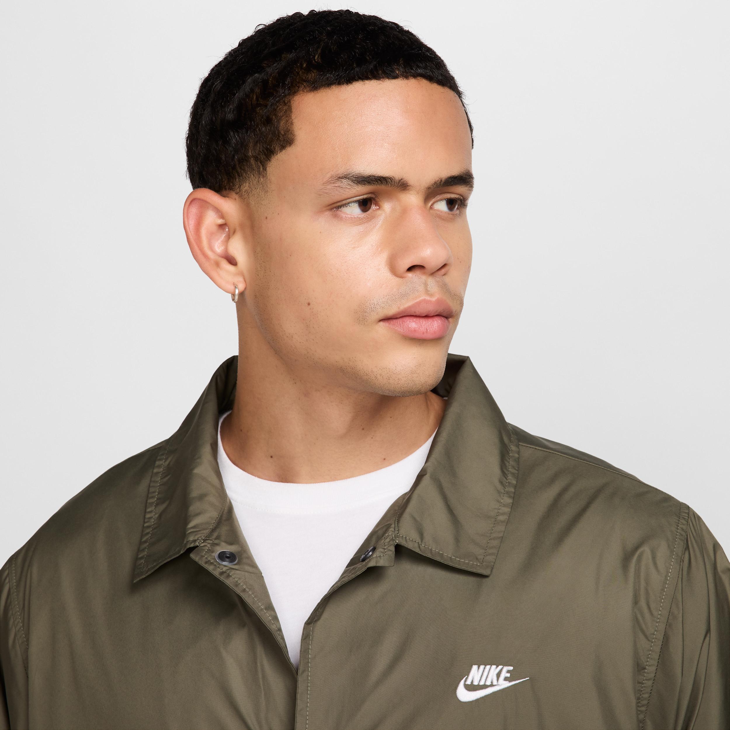 Nike Men's Club Coaches' Jacket Product Image