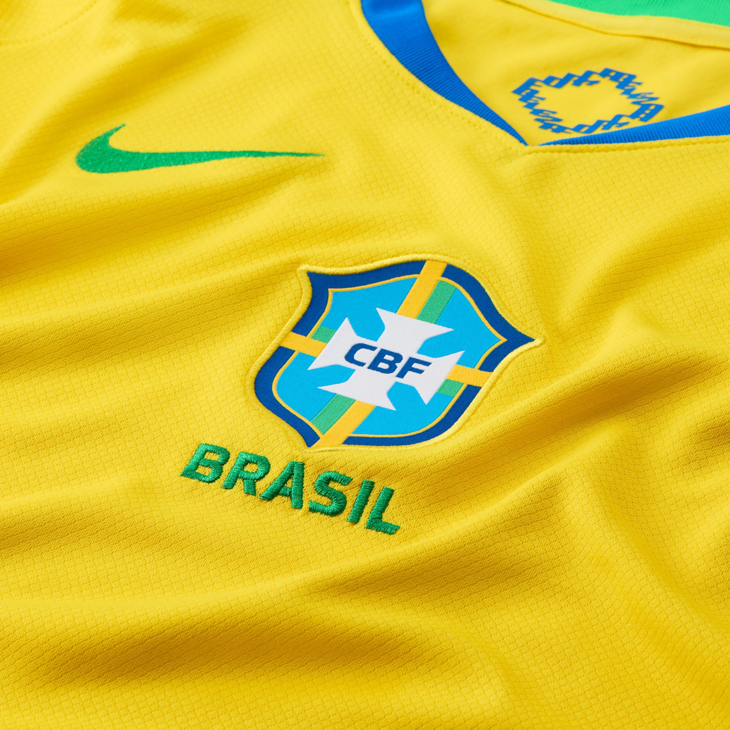 Brazil 2025 Stadium Home (Team) Nike Men's Dri-FIT Soccer Replica Jersey Product Image