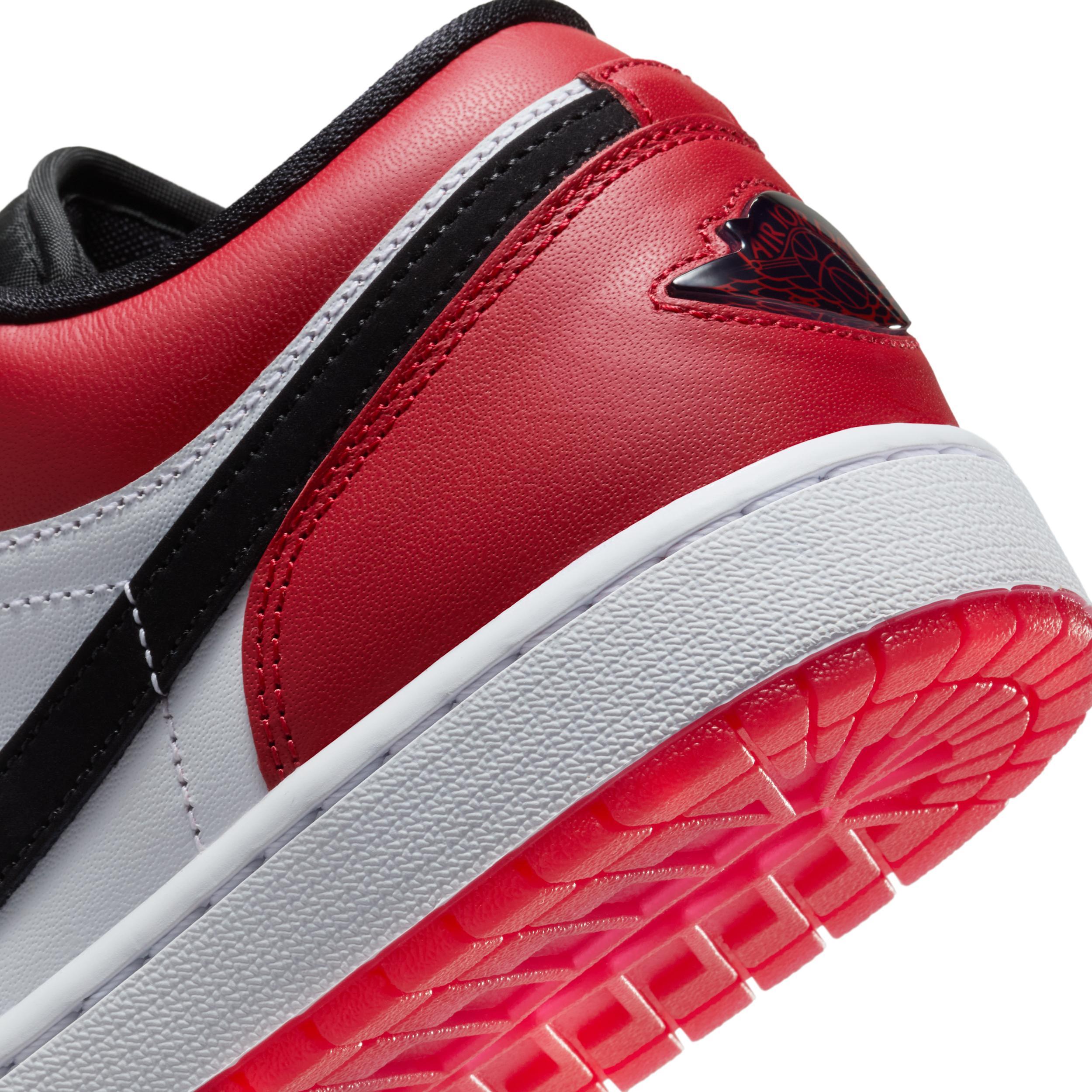 Air Jordan 1 Low SE Men's Shoes Product Image