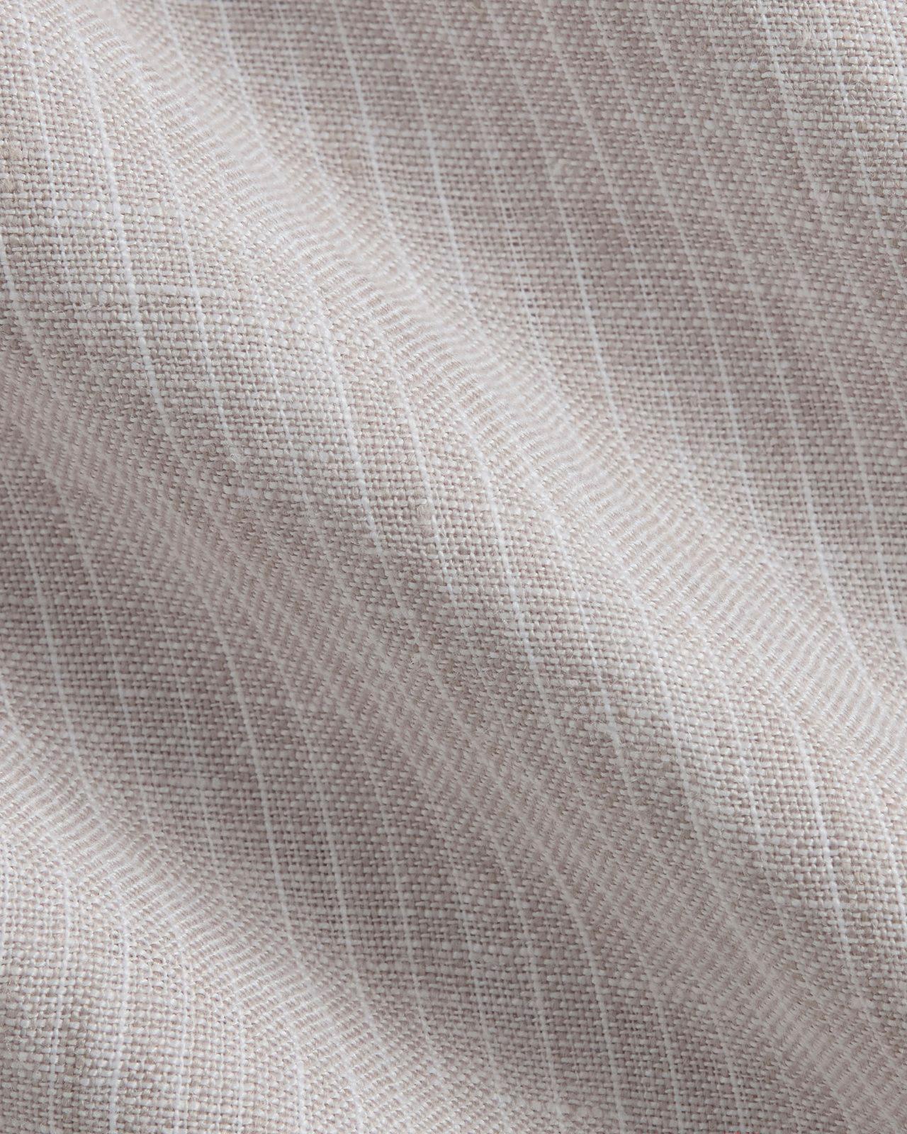 The Classic Short-Sleeve Shirt in Linen Product Image