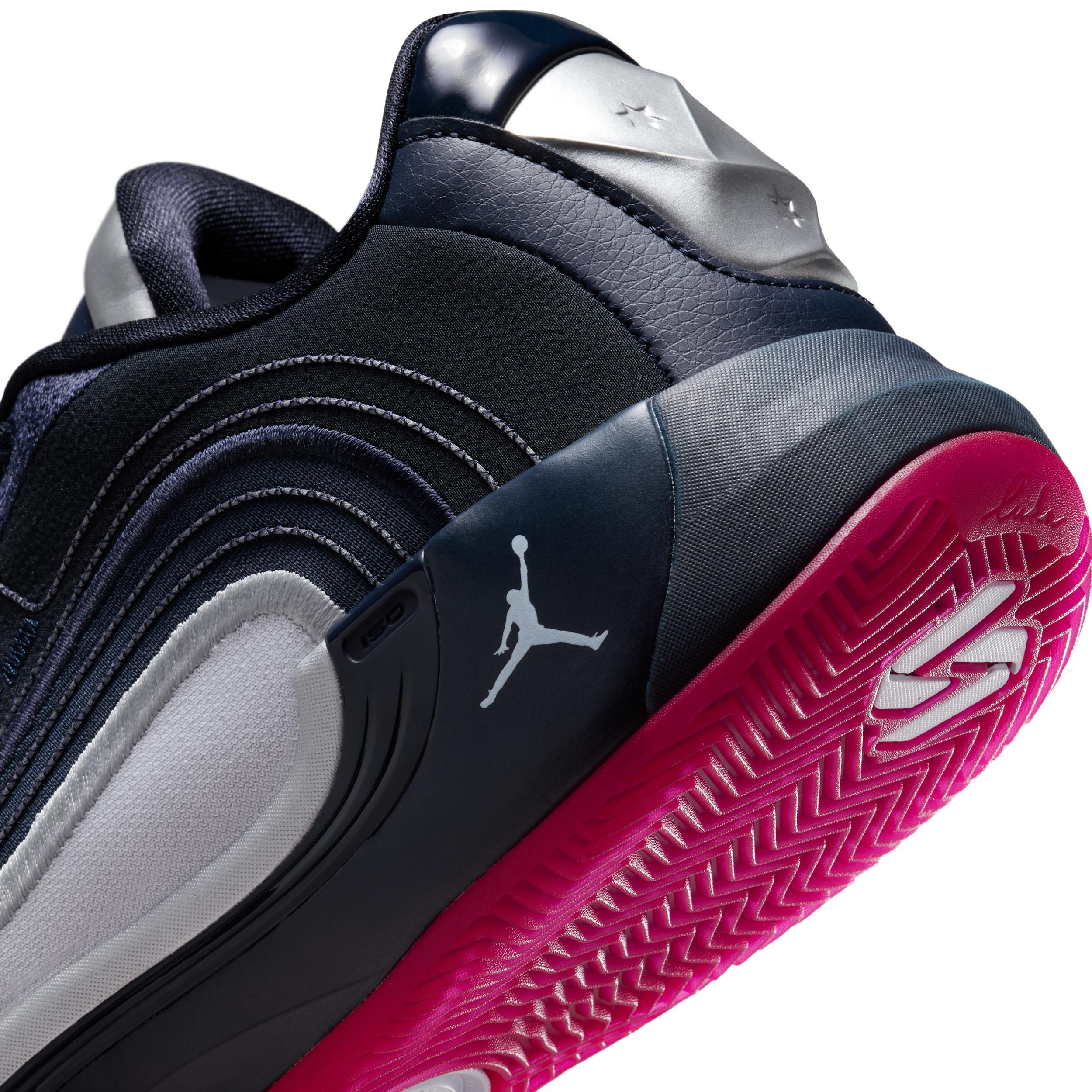 Nike Men's Luka 4 "Navidor" Basketball Shoes Product Image