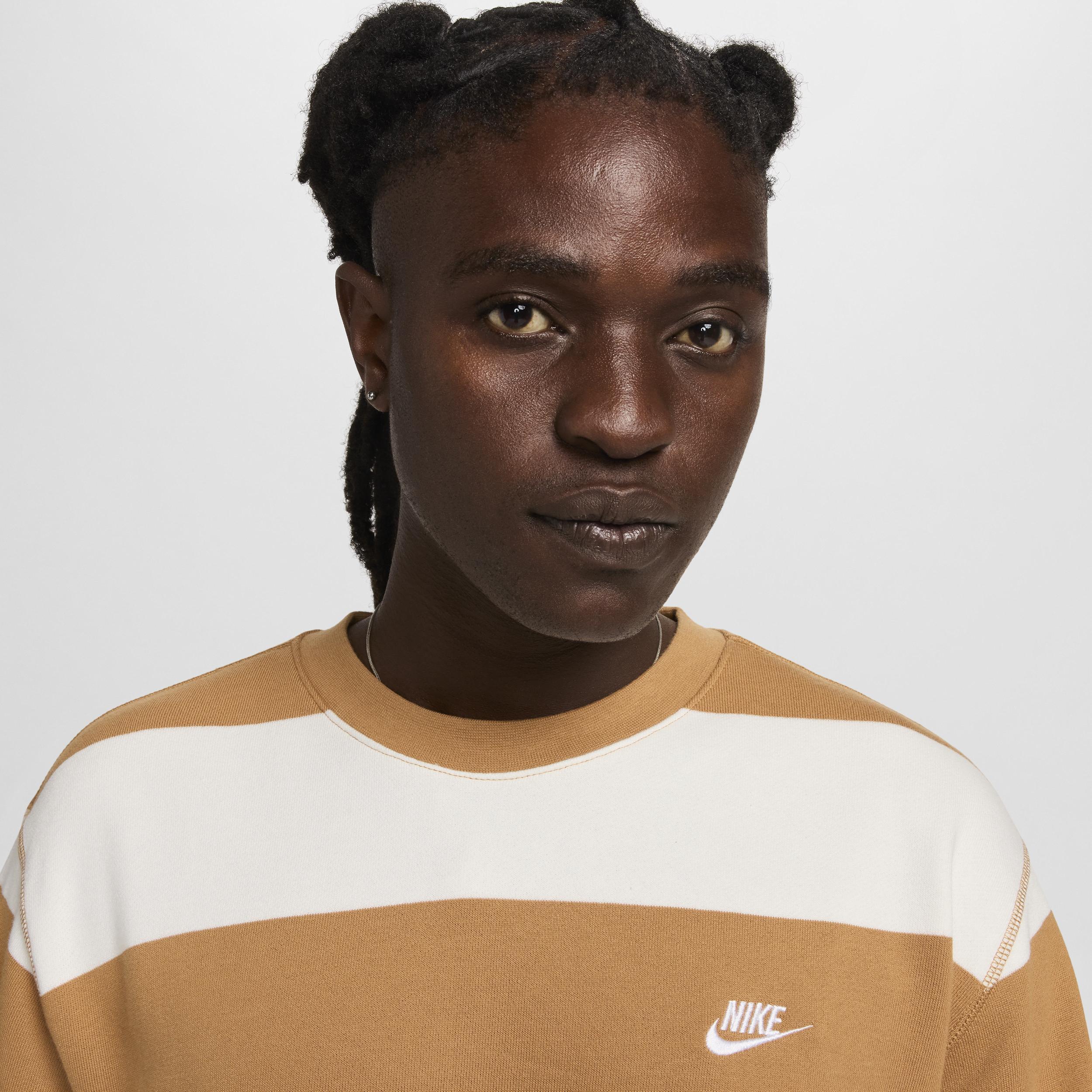 Nike Club Fleece Men's Striped Heavyweight French Terry Crew Product Image