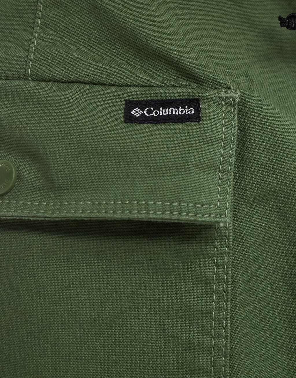 Columbia Flex utility pants in green Product Image