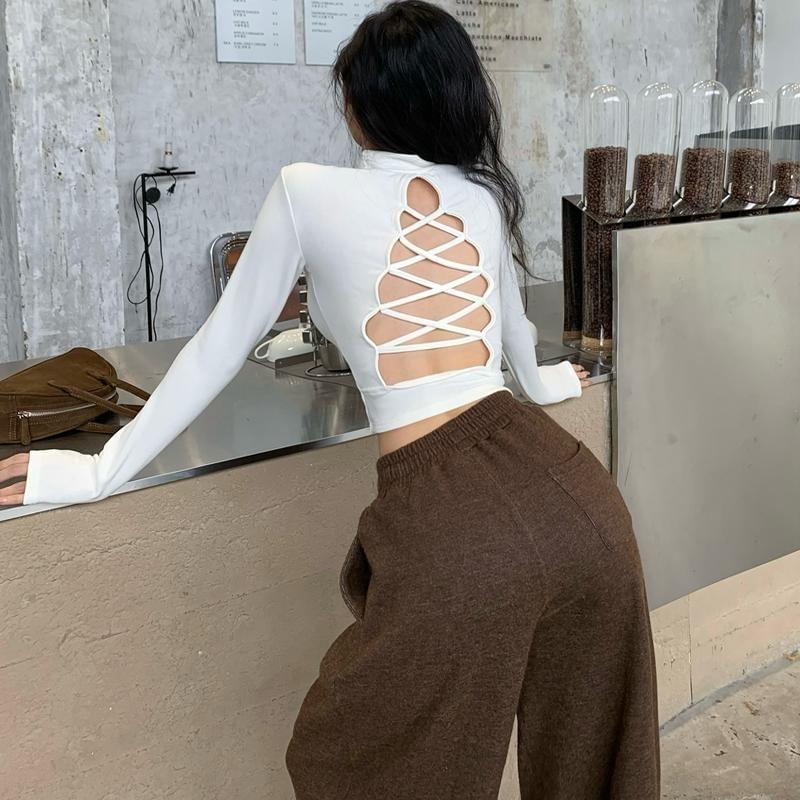 Long-Sleeve Mock Neck Plain Open Back Fleece-Lined Crop Slim Fit T-Shirt Product Image