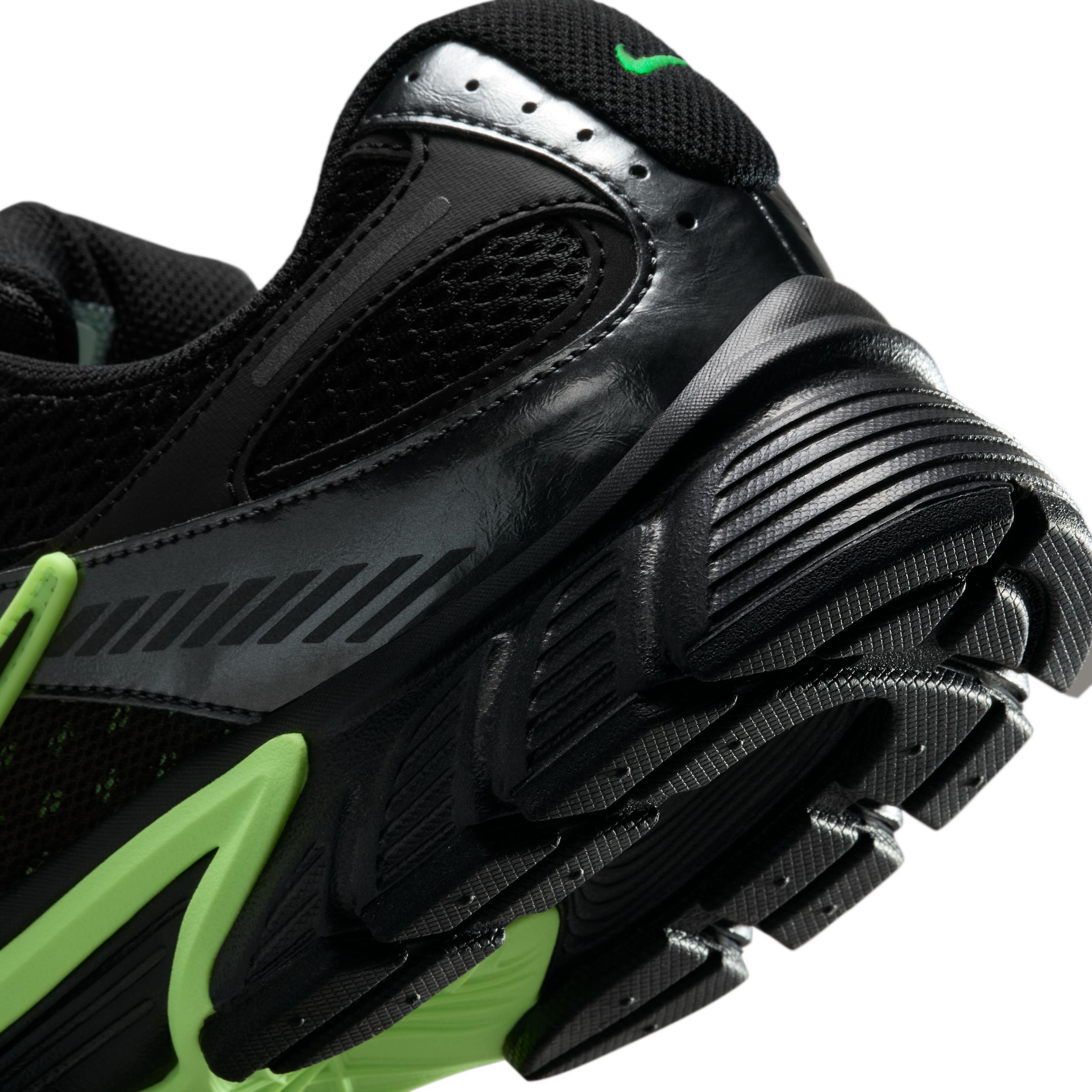 Nike V5 RNR Men's Shoes Product Image