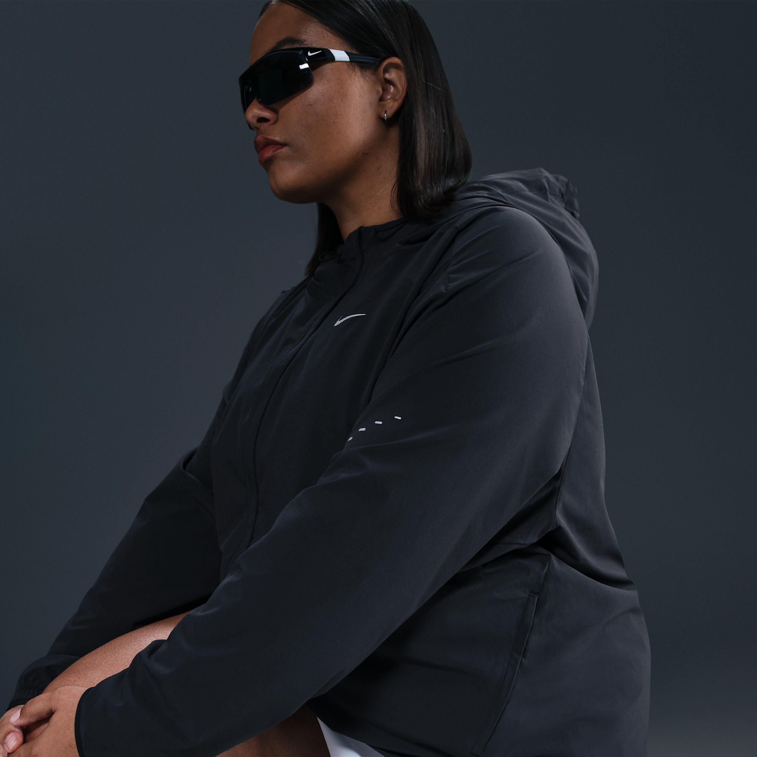 Nike Women's Swift Repel Packable Running Jacket (Plus Size) Product Image