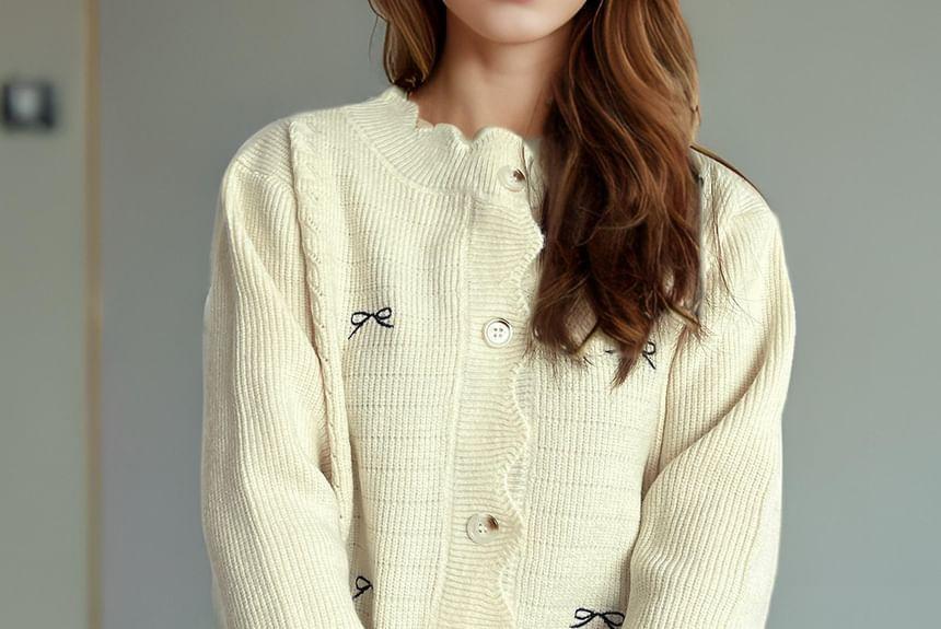 Bow Embroidered Scallop Trim Cardigan Product Image