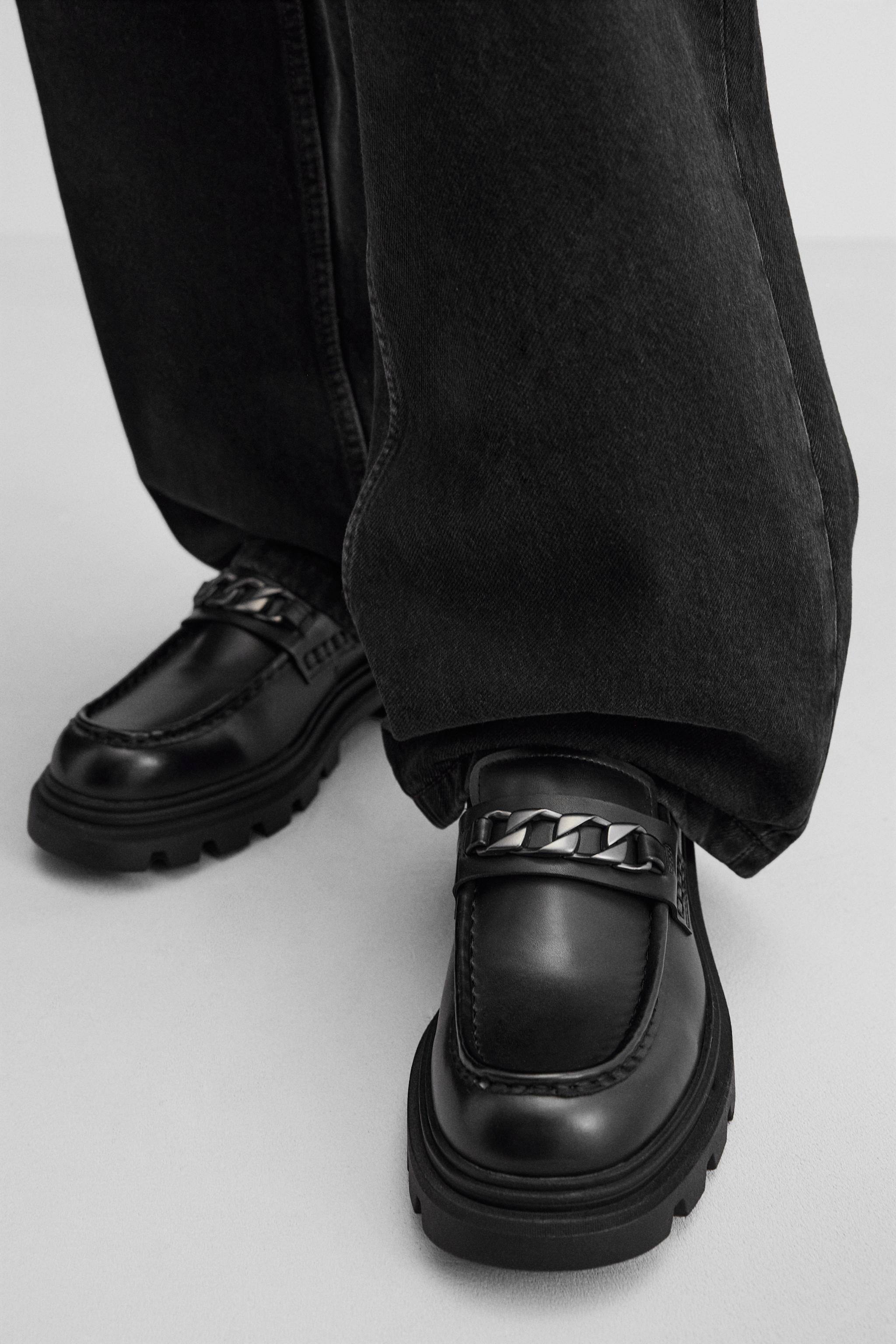 APPLIQUÉ LOAFERS Product Image