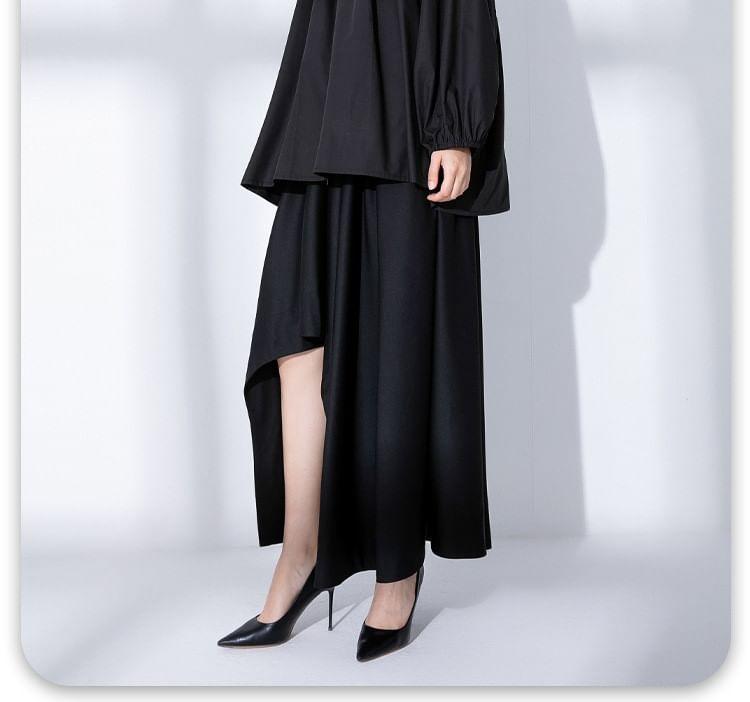 Long-Sleeve Round Neck Plain Ruched Tie Back Oversized Blouse Product Image