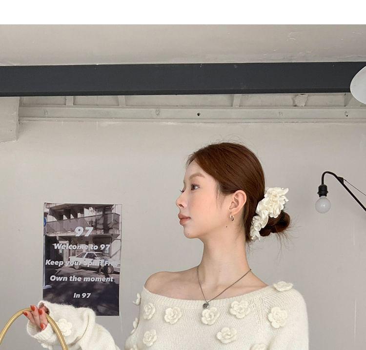 One Shoulder Plain Crochet Floral Sweater Product Image