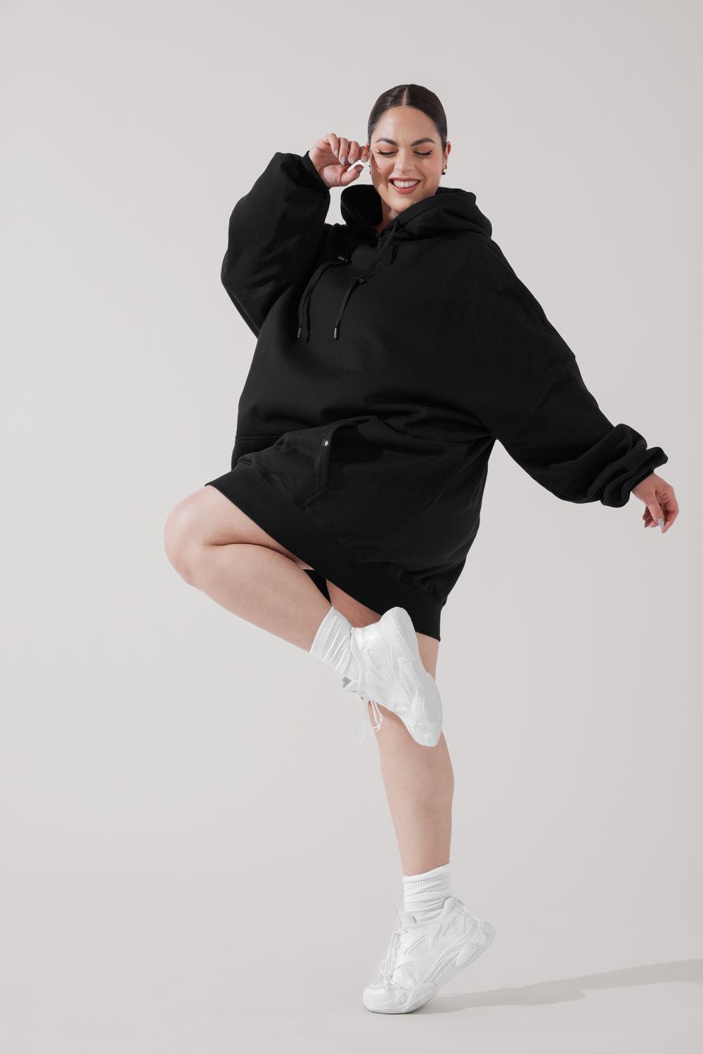 Long Cloud Hoodie - Black Product Image