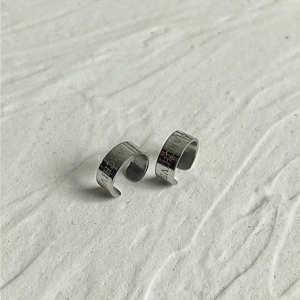 ESSENTIALS EAR CLIP Product Image