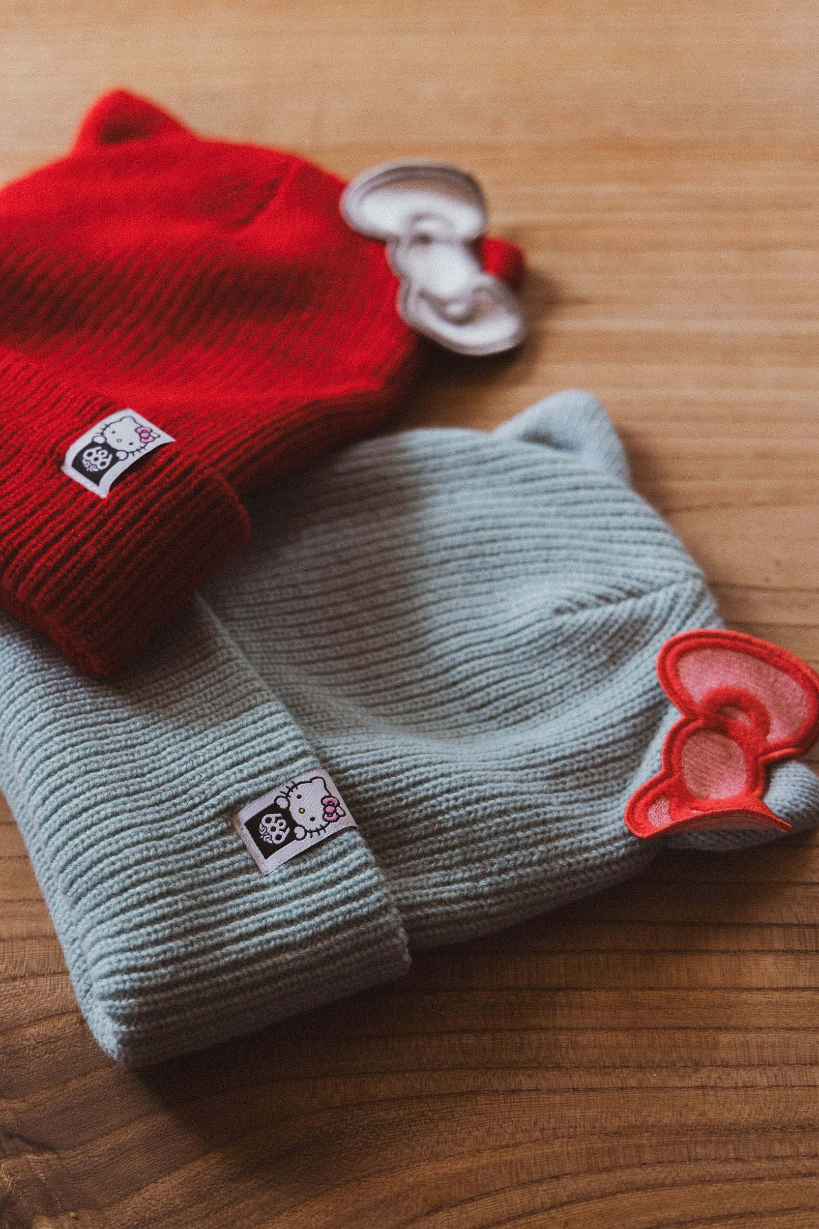 686 x Hello Kitty Women's Knit Beanie Female Product Image