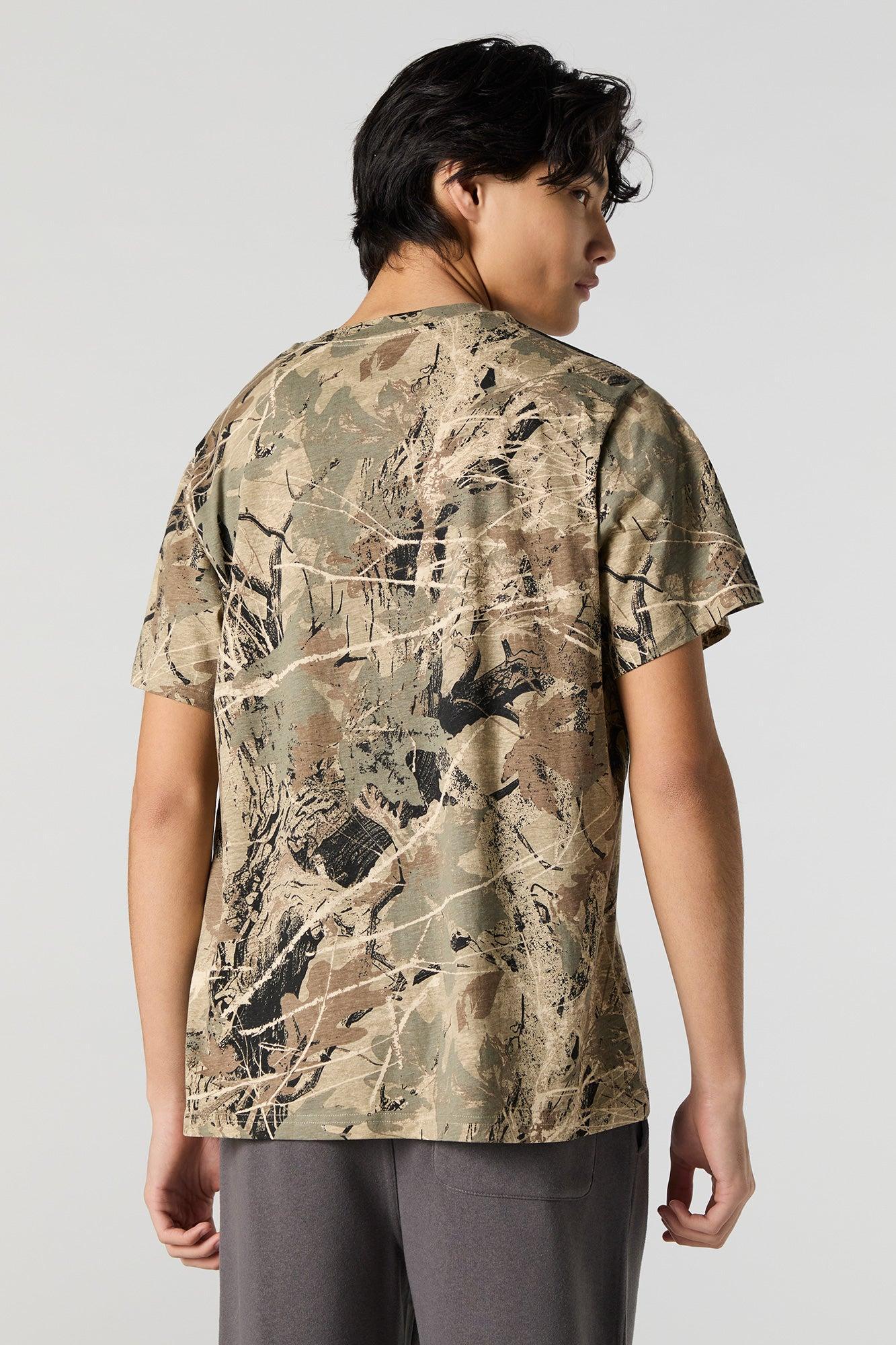 Camo Print T-Shirt Male Product Image