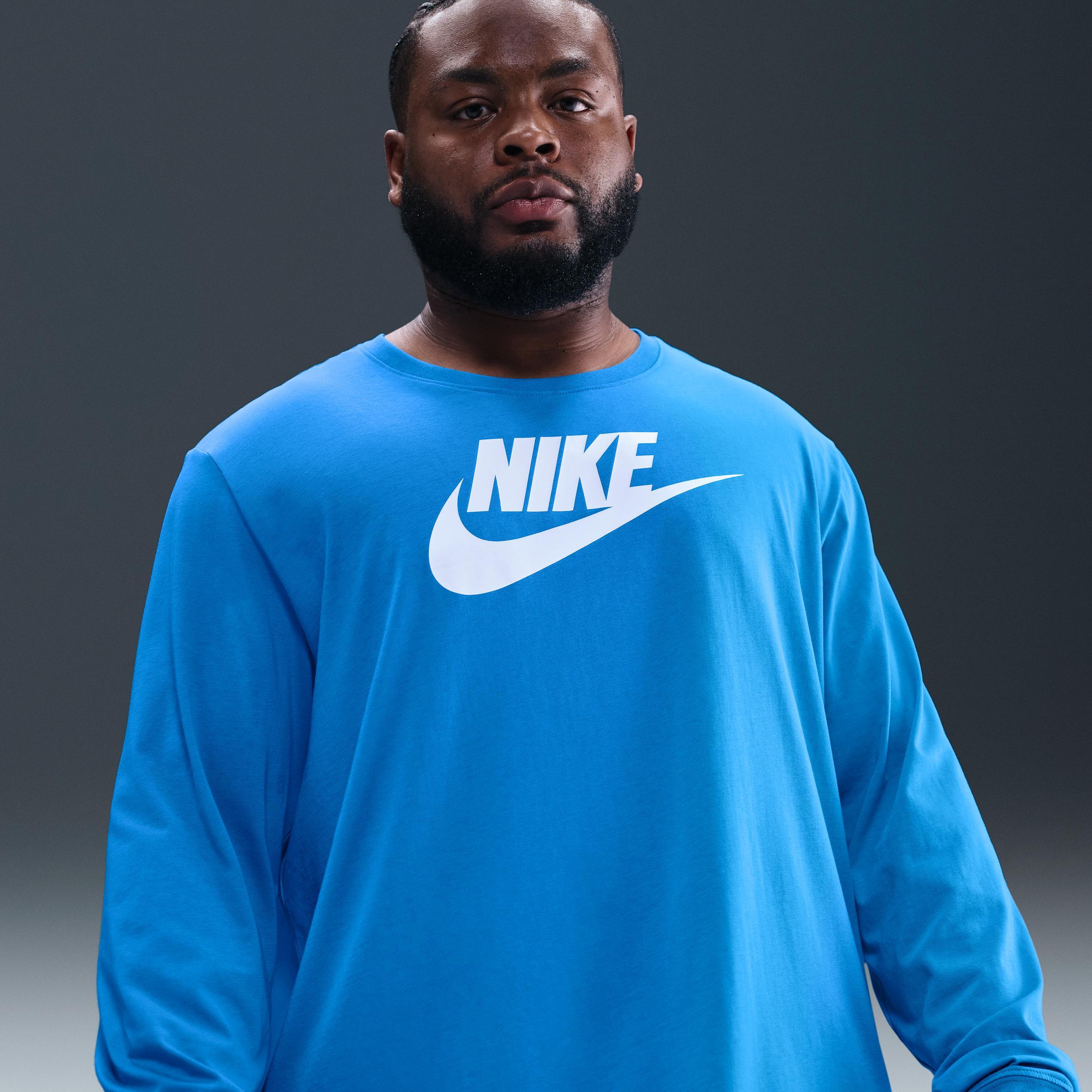 Nike Sportswear Men's Long-Sleeve T-Shirt Product Image