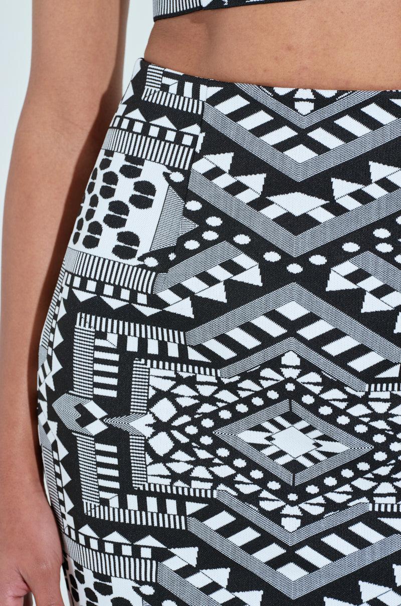 VACA MODE ABSTRACT MAXI SKIRT Product Image