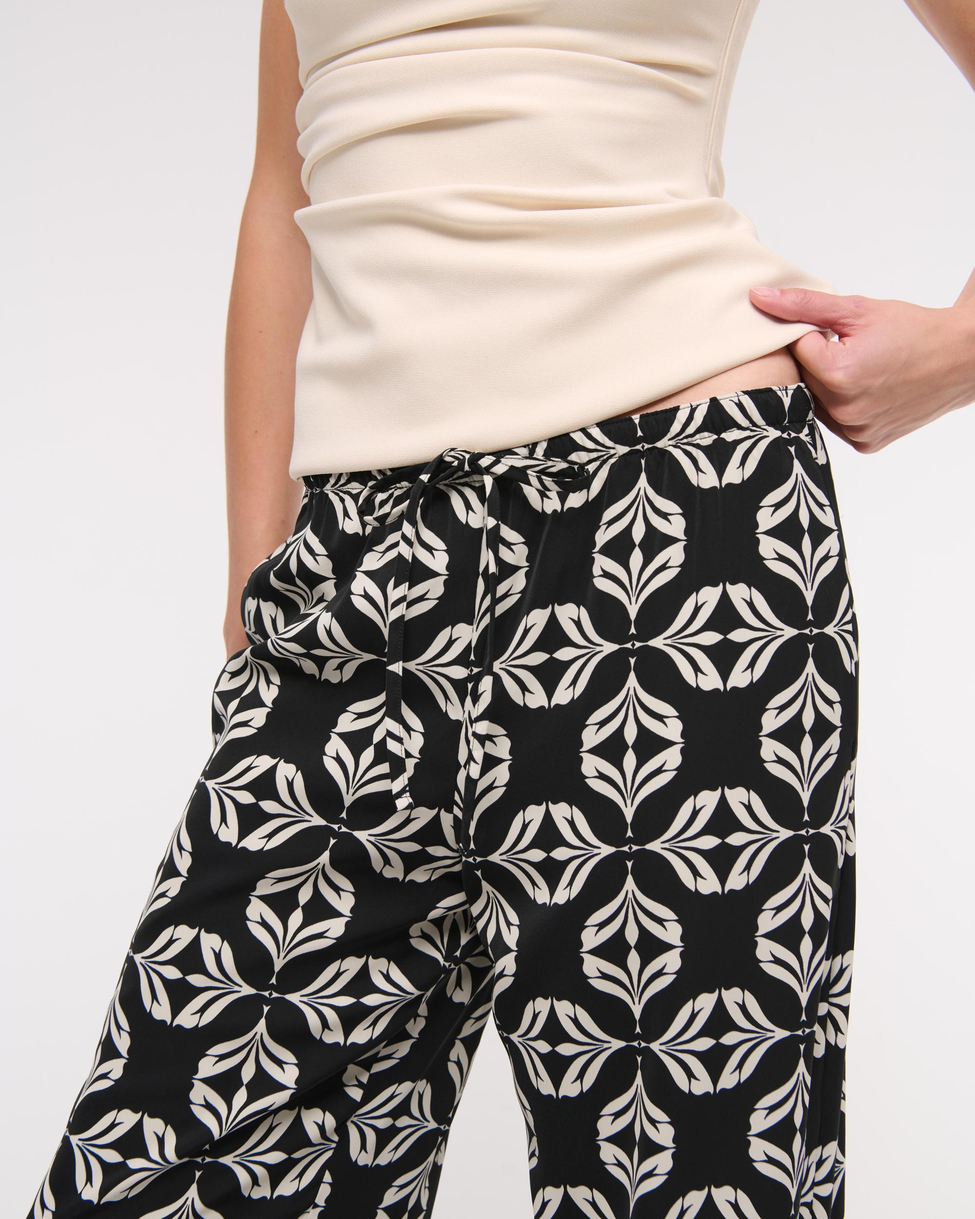 Drapey Wide Leg Pull-On Pant Product Image