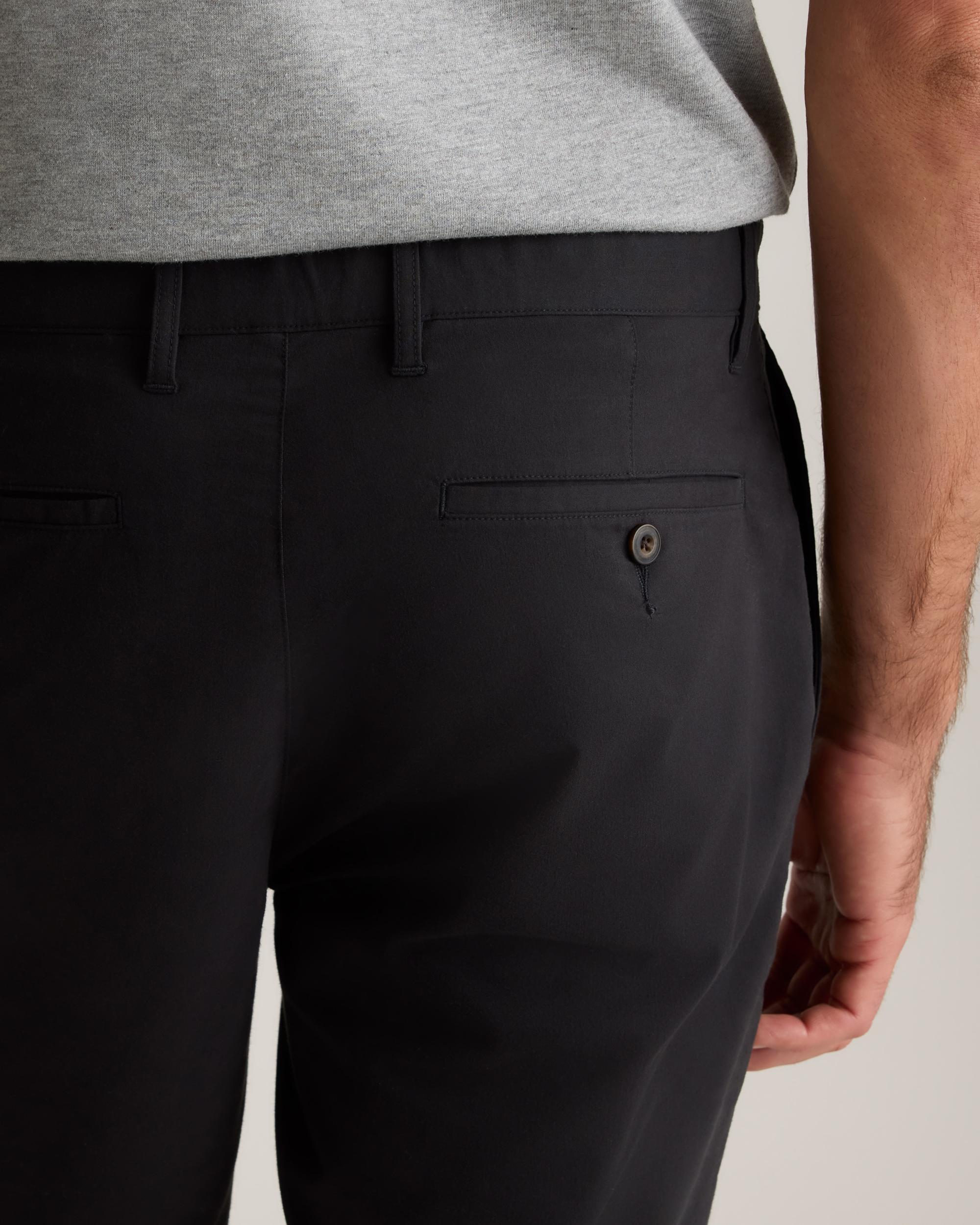 Quince | Men's Coolmax 9" Chino Shorts Organic Cotton Product Image