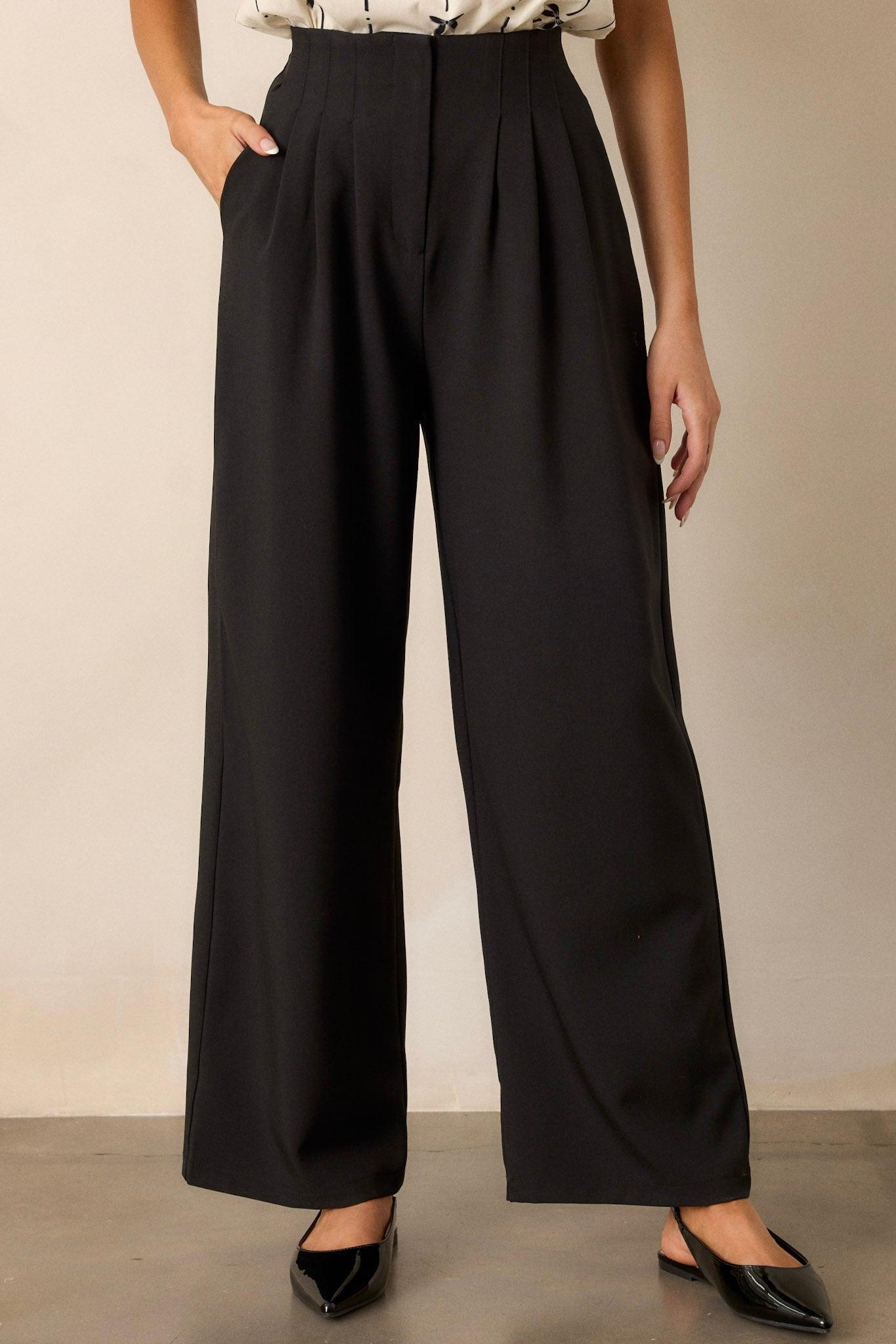Urban Uproar Black Straight Leg Pants Product Image