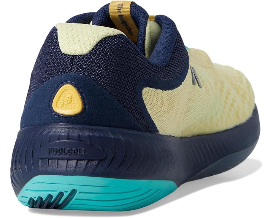 796v4 Tennis Shoes Product Image
