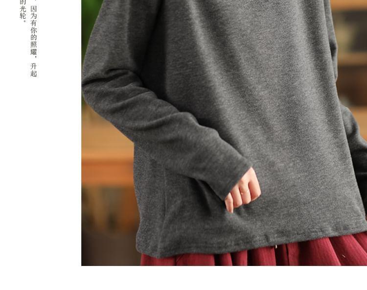 Long Sleeve Turtleneck/Mock Neck Loose Fit Sweatshirt Top (Various Designs) Product Image