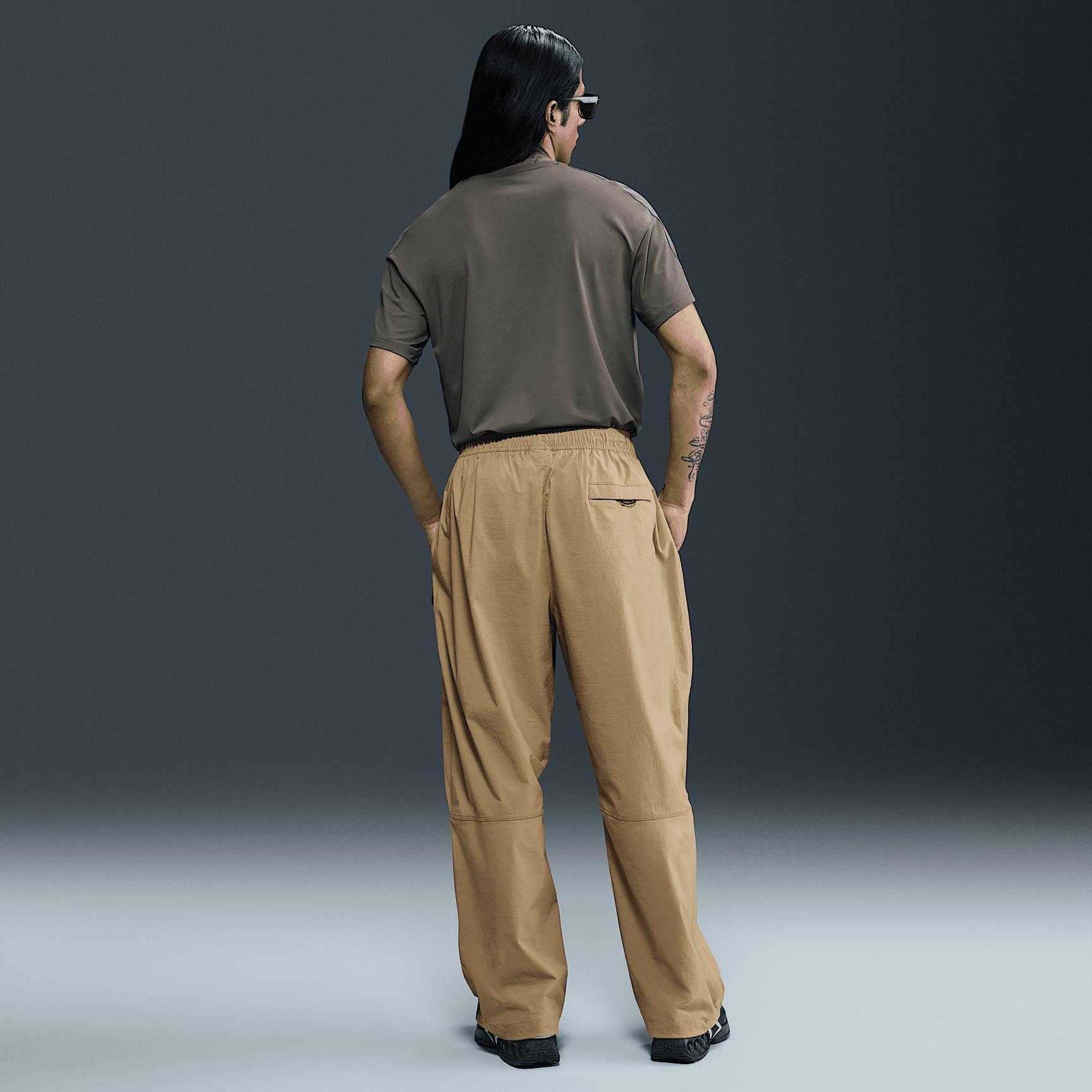 Nike Tech Men's Woven Oversized Pants Product Image