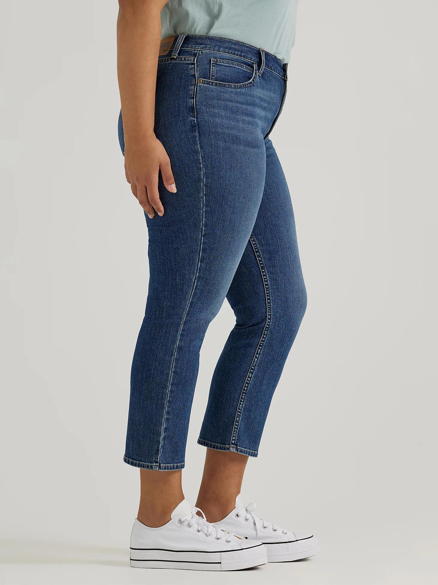 Women’s Legendary Regular Fit Capri (Plus) | Women's Capris & Crops | Lee® Product Image