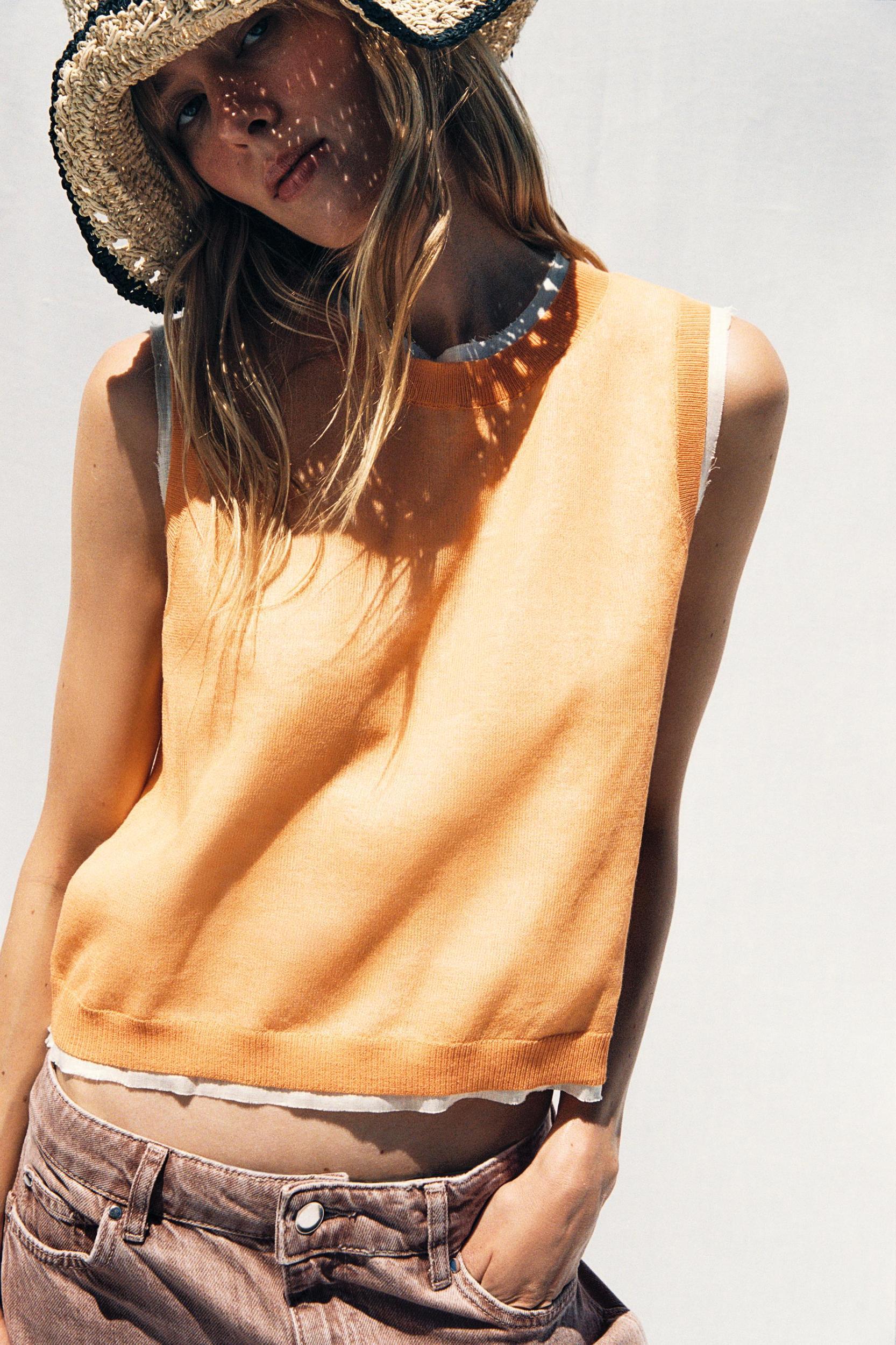 DOUBLE LAYER KNIT LINEN BLEND TOP Product Image