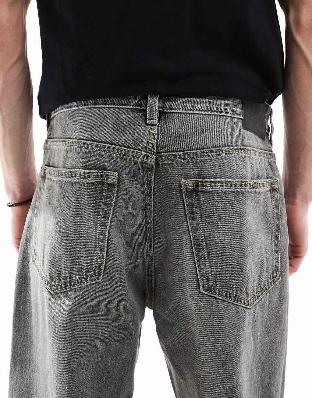 Pull&Bear loose fit jeans in gray Product Image
