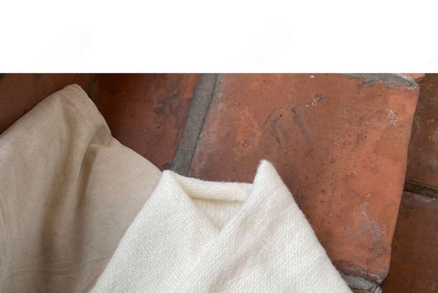 Plain Knit Bandana Product Image